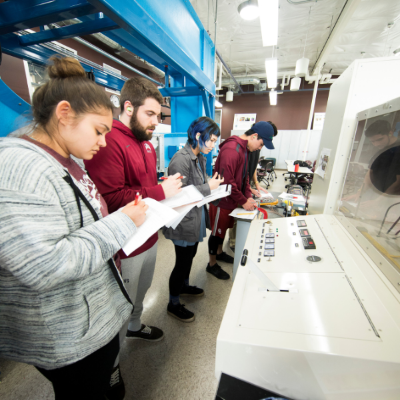 Students in a mechanical engineering lab.
